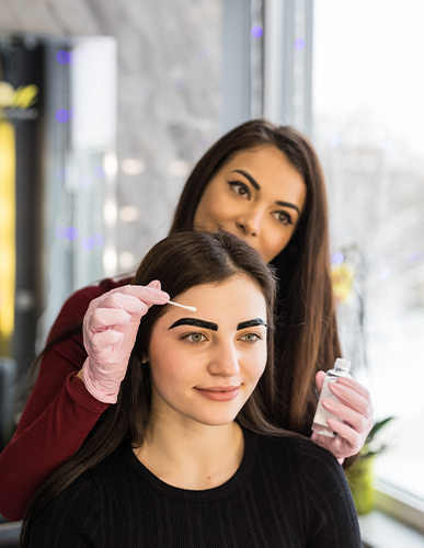 Ladies beauty salon in Guwahati for skin hair and spa services