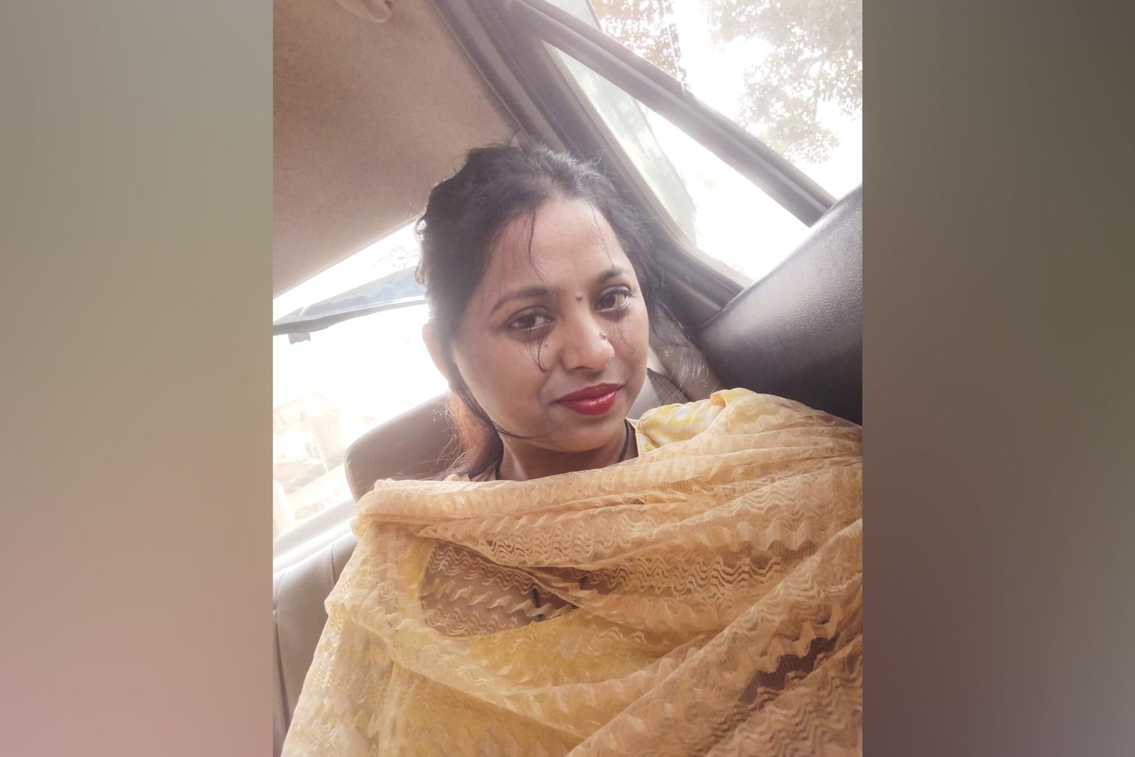 Bhaswati expert beautician at Blossom Beauty Parlour in Guwahati